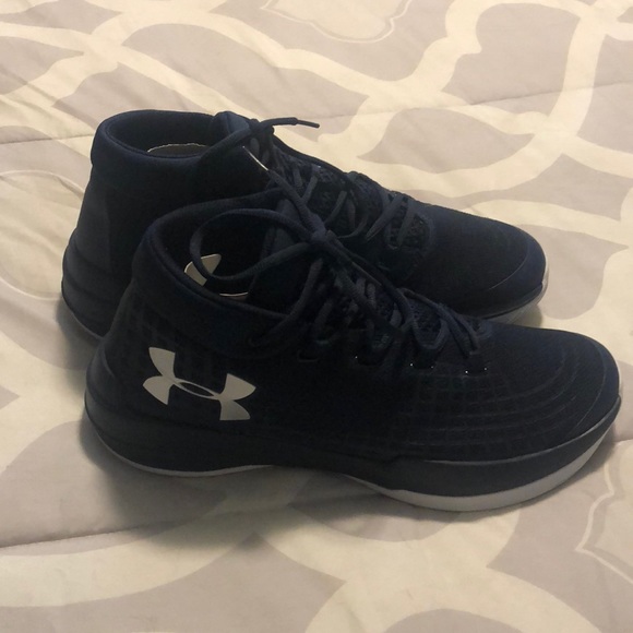 UA NXT TB BASKETBALL SNEAKER - Picture 2 of 5